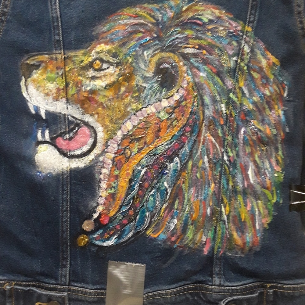 Women's handpainted lion denim jacket